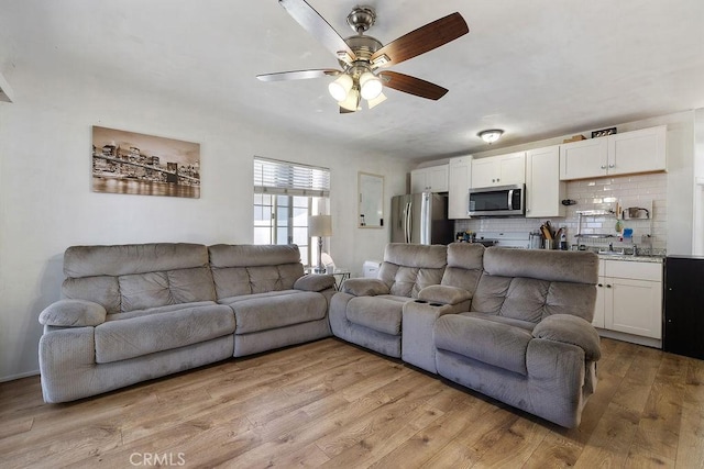 182 E Mcfarlane St, Ventura, CA 93001 - photo 2