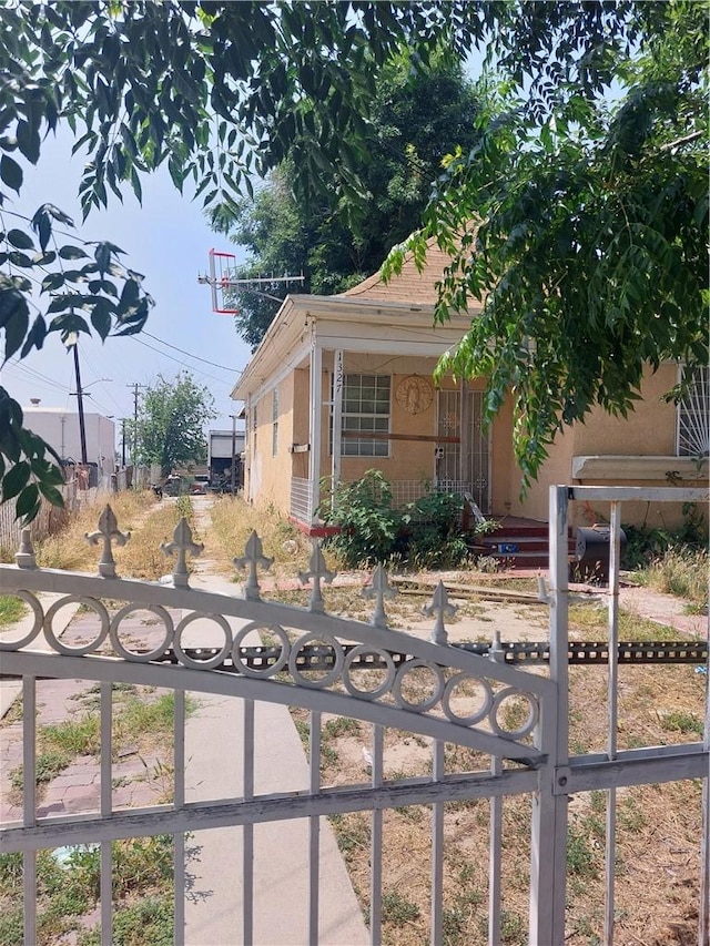 1327 Vine St, San Bernardino, CA 92411 - photo 2