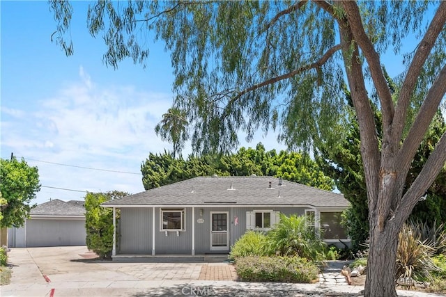 1920 Faust Ave, Long Beach, CA 90815 - ranch-style home featuring roof with shingles and a garage