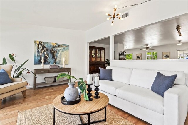 1024 Hamline Pl, Burbank, CA 91504 - photo 10
