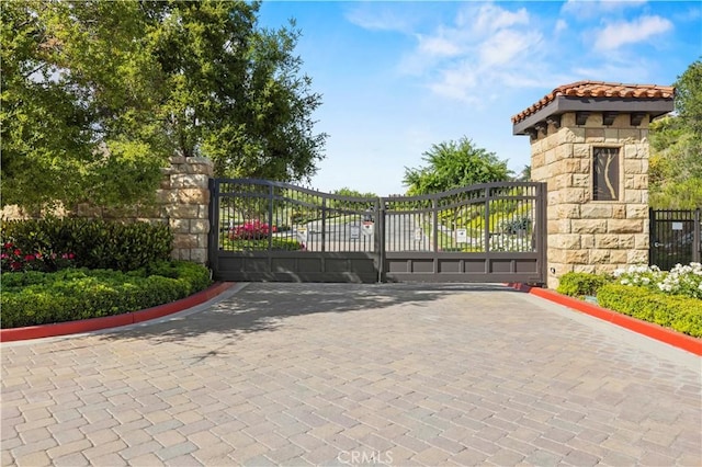 24912 Hearth Ct, Valencia, CA 91354 - view of gate