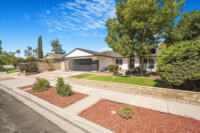 429 Walter Ave, Newbury Park, CA 91320 - single story home featuring an attached garage, driveway, and a front lawn