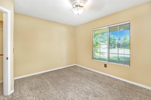 9425 Oak Hills Ave, Bakersfield, CA 93312 - empty room featuring a ceiling fan and carpet floors