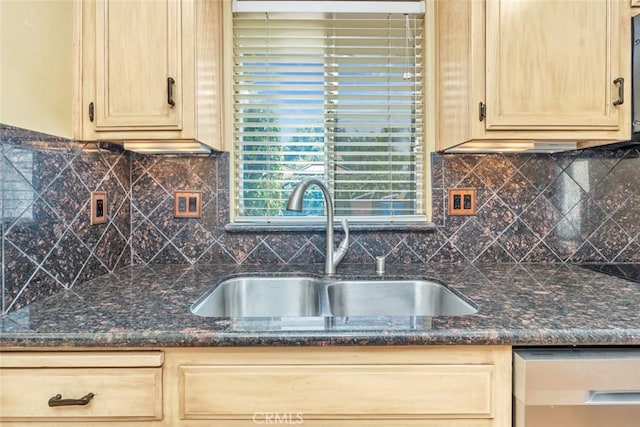 9425 Oak Hills Ave, Bakersfield, CA 93312 - kitchen featuring decorative backsplash and dark stone countertops