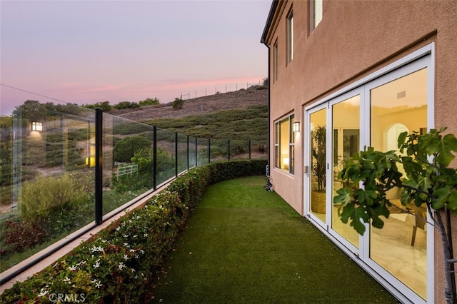 100 Soaring Eagle, Irvine, CA 92618 - view of yard at dusk