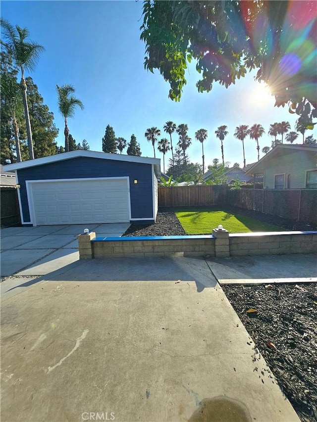 215 N Olive St, Anaheim, CA 92805 - photo 3