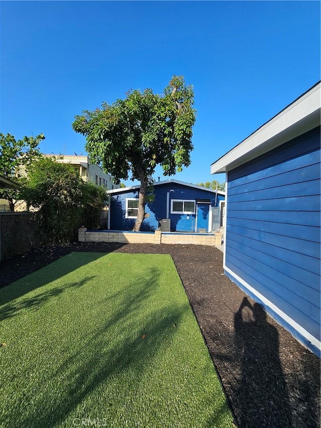 215 N Olive St, Anaheim, CA 92805 - photo 21