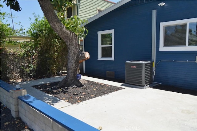 215 N Olive St, Anaheim, CA 92805 - photo 27