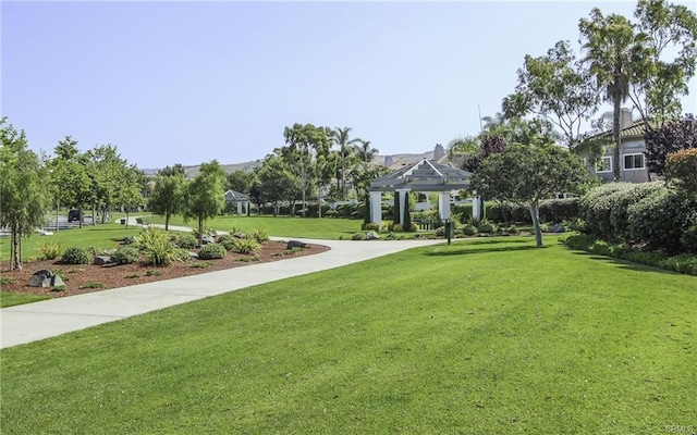 3163 Inclinado, San Clemente, CA 92673 - surrounding community with a gazebo and a yard