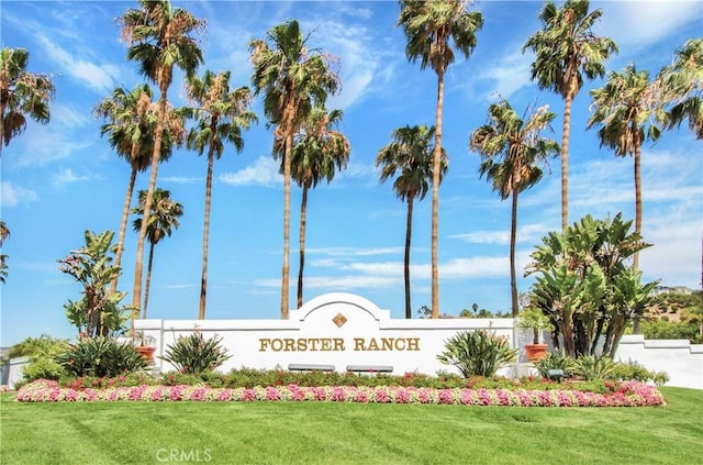3163 Inclinado, San Clemente, CA 92673 - community / neighborhood sign with a yard