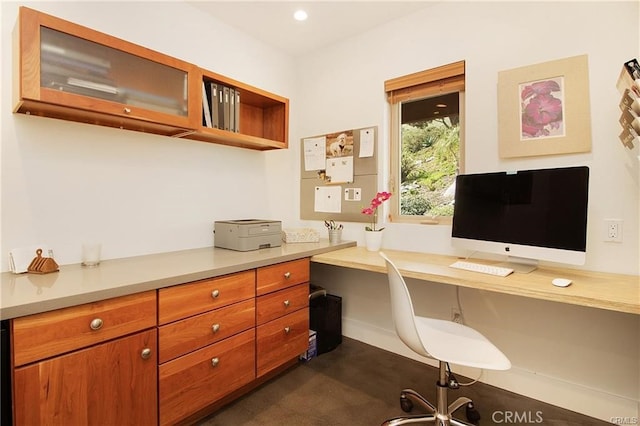 3163 Inclinado, San Clemente, CA 92673 - office space with built in desk, dark colored carpet, and recessed lighting
