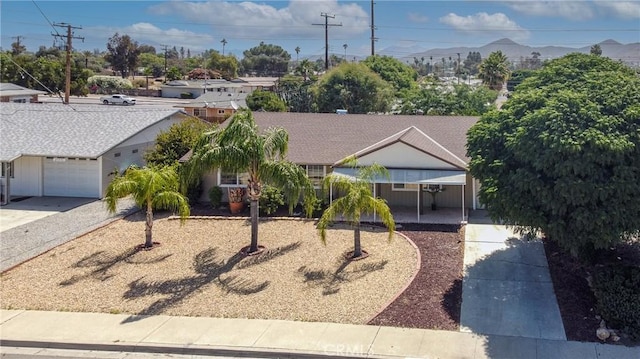 25981 Coombe Hill Dr, Menifee, CA 92586 - single story home featuring an attached garage and concrete driveway