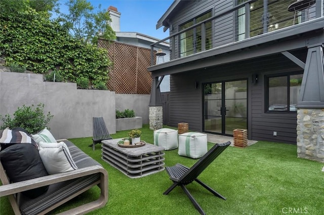 1012 10th St, Manhattan Beach, CA 90266 - view of yard with an outdoor hangout area and a patio area