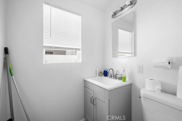 10224 Fernglen Ave, Tujunga, CA 91042 - bathroom with vanity and toilet