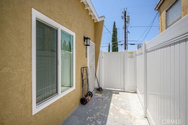 10224 Fernglen Ave, Tujunga, CA 91042 - view of patio / terrace