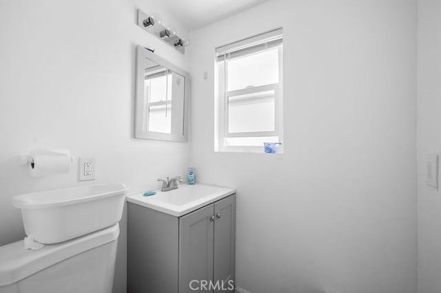 10224 Fernglen Ave, Tujunga, CA 91042 - half bath with vanity and toilet