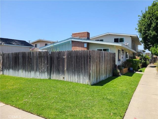 1548 N Elm Ave, Costa Mesa, CA 92626 - view of side of property