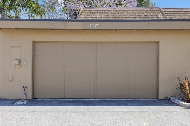 10270 Durango River Ct, Fountain Valley, CA 92708 - view of garage