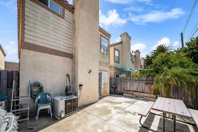 14134 Orizaba Ave, Paramount, CA 90723 - fenced backyard featuring a patio area and outdoor dining space