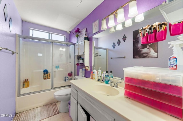 14134 Orizaba Ave, Paramount, CA 90723 - bathroom featuring vanity and enclosed tub / shower combo