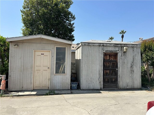 974 Grand Ave, Colton, CA 92324 - photo 22