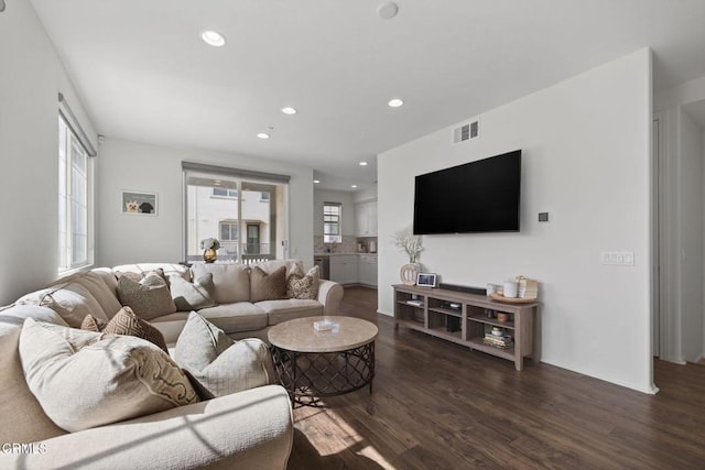 162 Sawbuck St, Camarillo, CA 93010 - photo 4