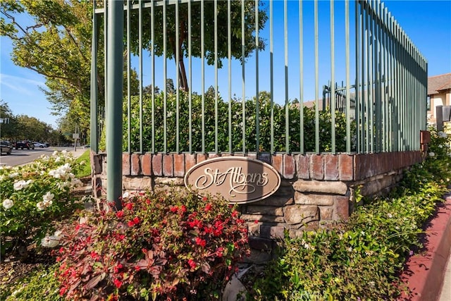 3611 S Bear St Unit D, Santa Ana, CA 92704 - view of community / neighborhood sign