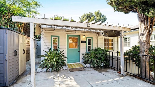 3209 Bennett Dr, Los Angeles, CA 90068 - property entrance with a pergola