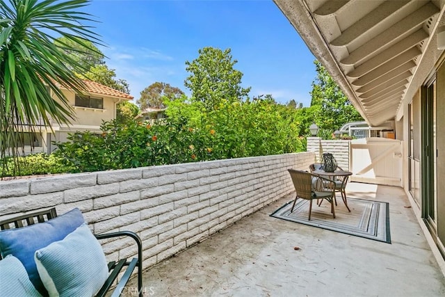 933 Avenida Majorca Unit P, Laguna Woods, CA 92637 - view of patio / terrace