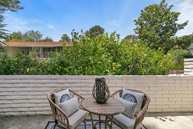 933 Avenida Majorca Unit P, Laguna Woods, CA 92637 - view of patio / terrace