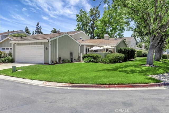 33081 Regatta Ct, San Juan Capistrano, CA 92675 - single story home featuring an attached garage, stucco siding, a front yard, and driveway