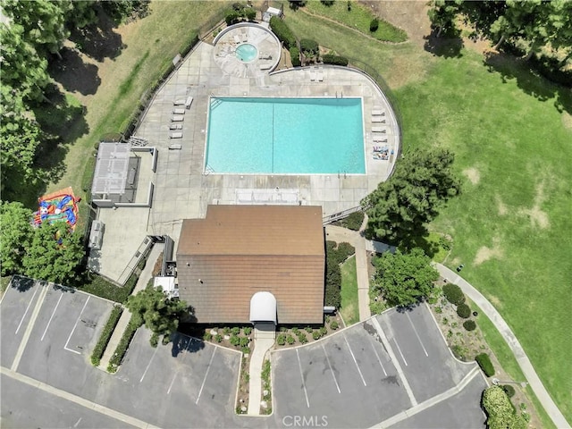 33081 Regatta Ct, San Juan Capistrano, CA 92675 - bird's eye view of a pool area