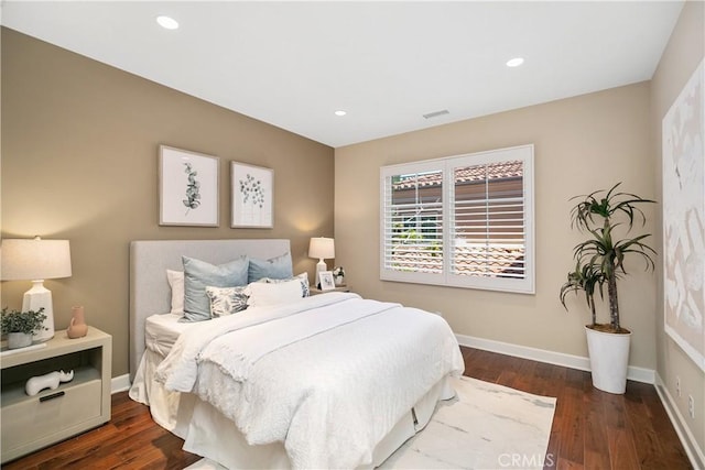 32 Tesoro, Irvine, CA 92618 - bedroom with wood finished floors and recessed lighting