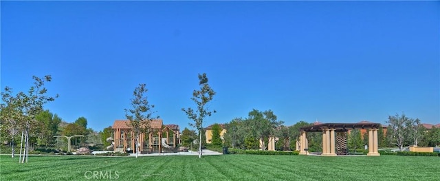 32 Tesoro, Irvine, CA 92618 - view of community with a lawn