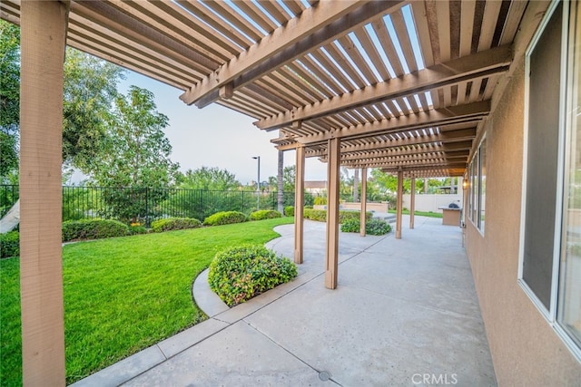 2455 Mcmackin Dr, Corona, CA 92881 - fenced backyard with a pergola and a patio area