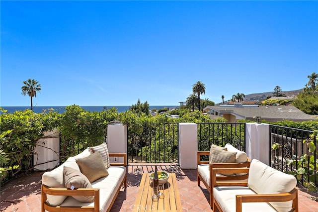 750 Manzanita Dr, Laguna Beach, CA 92651 - view of patio with outdoor lounge area