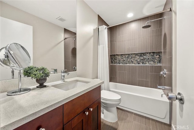 199 N Magnolia Ave Unit D, Anaheim, CA 92801 - bathroom with shower / bath combo and vanity