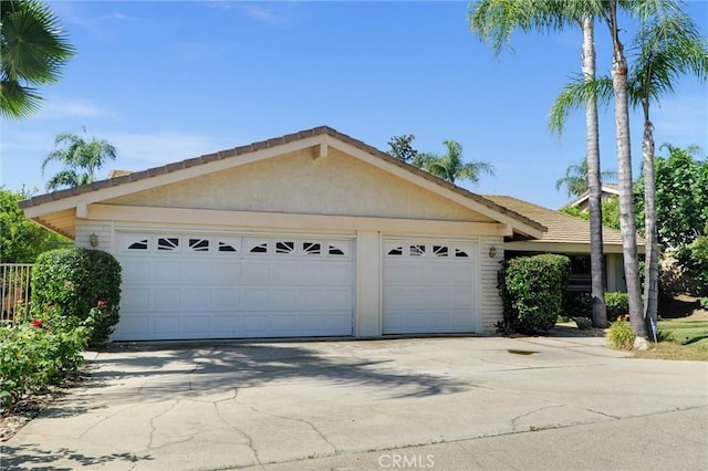 872 Deborah St, Upland, CA 91784 - ranch-style house featuring driveway and a garage