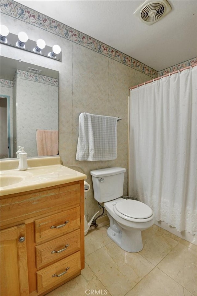 872 Deborah St, Upland, CA 91784 - bathroom featuring vanity, a shower with curtain, and tile patterned floors