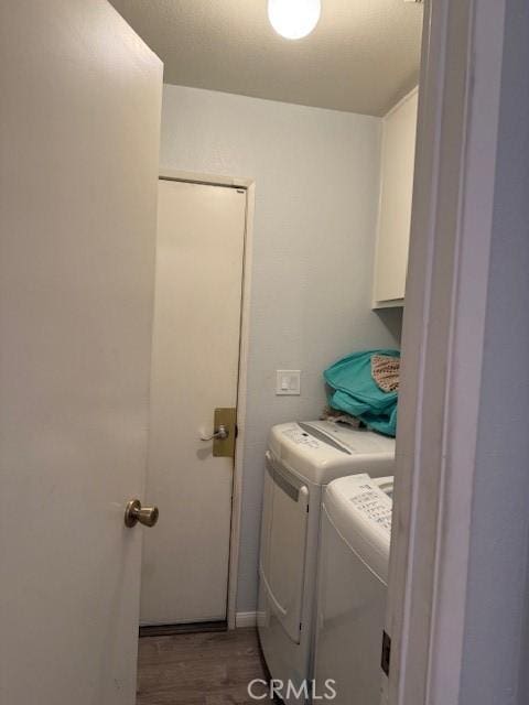 12446 Mount Baldy Dr, Victorville, CA 92392 - laundry room featuring washing machine and dryer