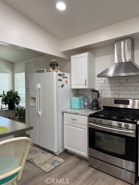 12446 Mount Baldy Dr, Victorville, CA 92392 - photo 17
