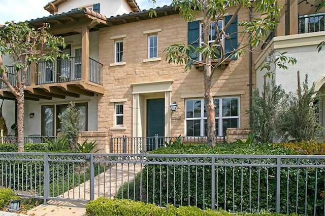 760 S Olive St, Anaheim, CA 92805 - view of front facade