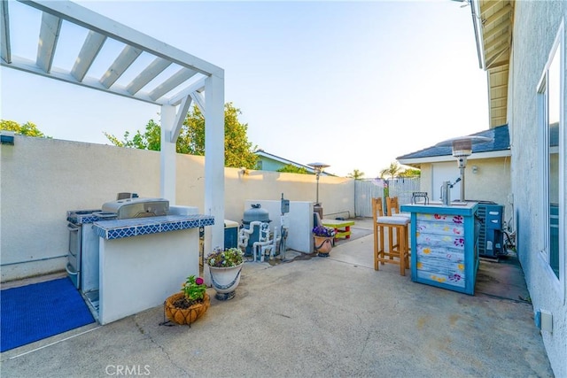 2040 Cape Cod Ct, Claremont, CA 91711 - fenced backyard with a patio and exterior kitchen
