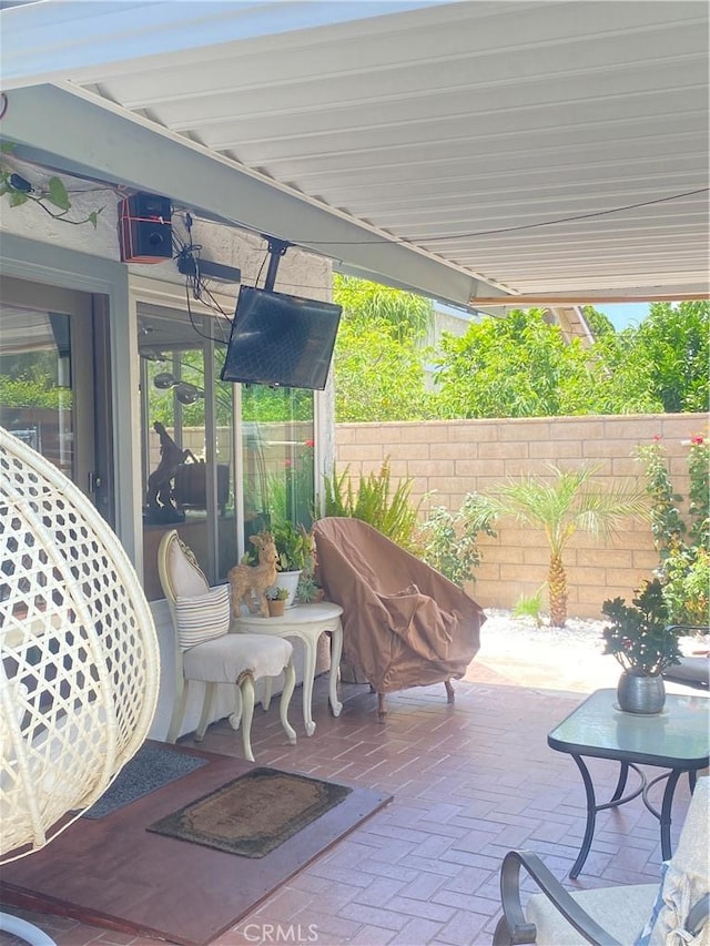 9849 Canada Way, Riverside, CA 92503 - view of patio