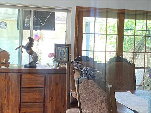 9849 Canada Way, Riverside, CA 92503 - view of dining room