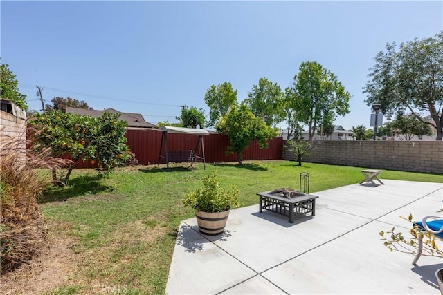 10262 Circulo De Juarez, Fountain Valley, CA 92708 - fenced backyard featuring an outdoor fire pit and a patio