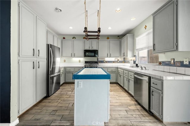 28335 Sycamore Dr, Saugus, CA 91350 - photo 11