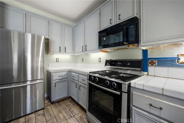 28335 Sycamore Dr, Saugus, CA 91350 - photo 12