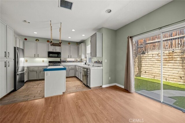 28335 Sycamore Dr, Saugus, CA 91350 - photo 10