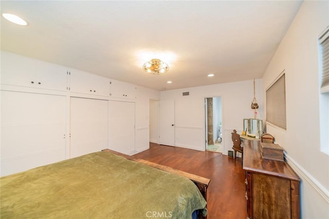 533 Via Vista Dr, Redlands, CA 92373 - bedroom with wood finished floors, recessed lighting, and a closet